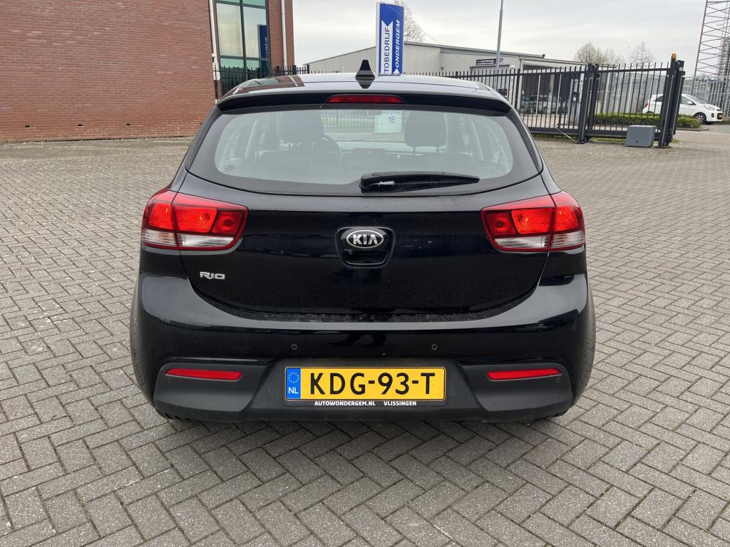 Kia Rio 1.2 cvvt economyline 17 dkm navi lmv pdc