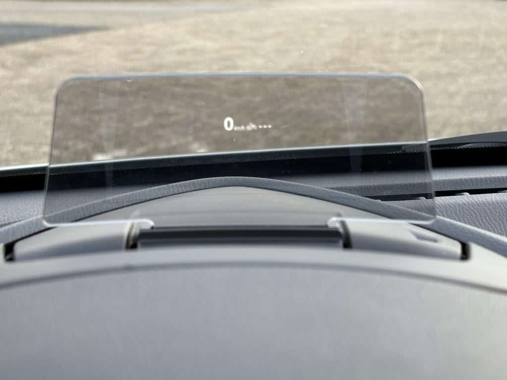 Mazda 2 1.5 skyactiv-g gt-m keyless entry headup display