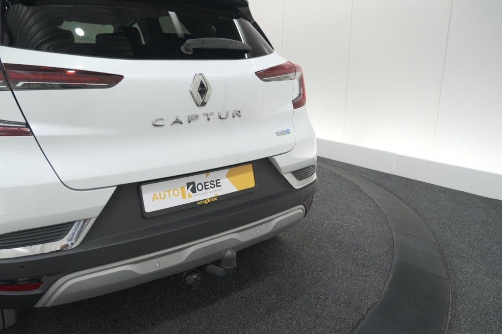 Renault Captur 1.6 e-tech plug-in hybrid 160 intens | trekhaak | camera | a