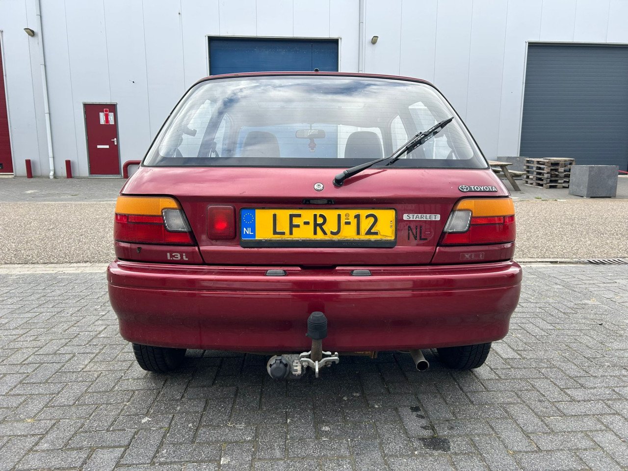 Toyota Starlet 1.3i Sport ONVERWOESTBAAR MET 2 JAAR APK EN TREKHAAK