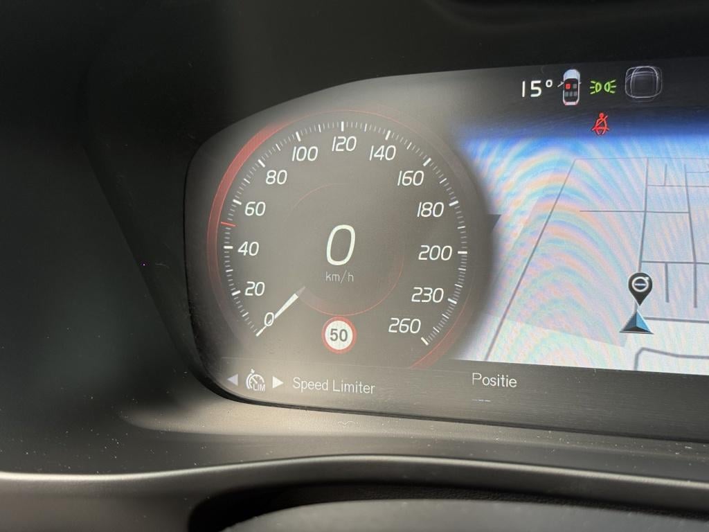 Volvo XC40 t2 129pk aut8 momentum pro| adap.cruise| camera| standkachel| st