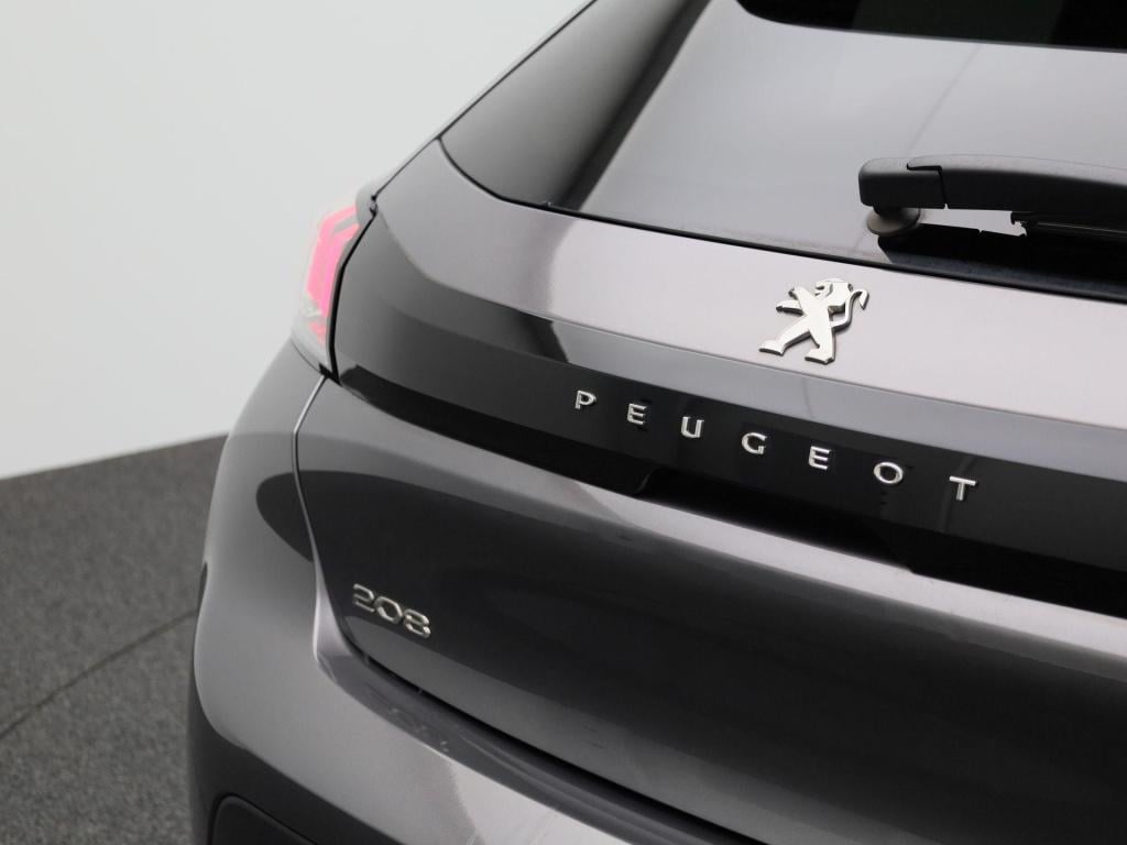 Peugeot 208 1.2 puretech 100 gt line | panoramadak | half-leder | navigatie
