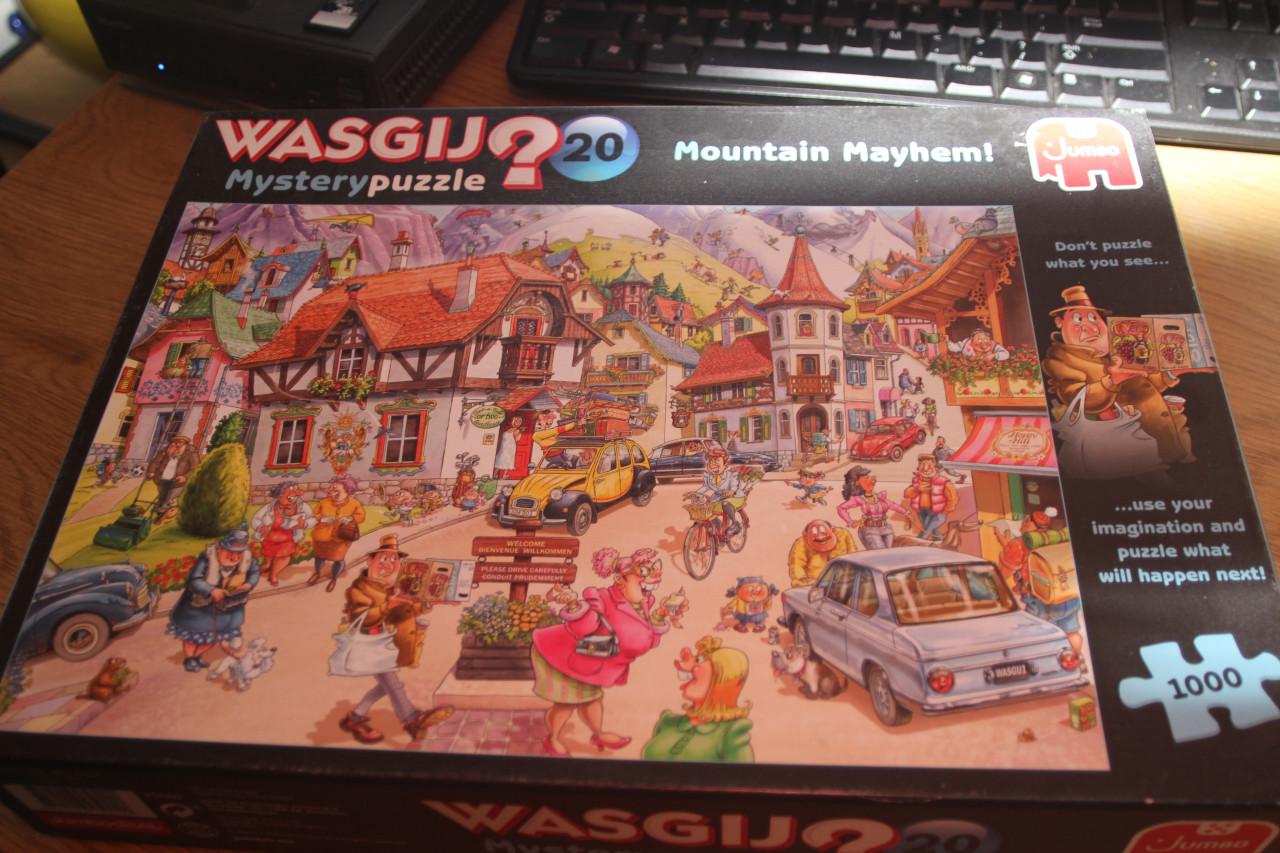 Wasgij nr: 20..Mountain Mayhem
