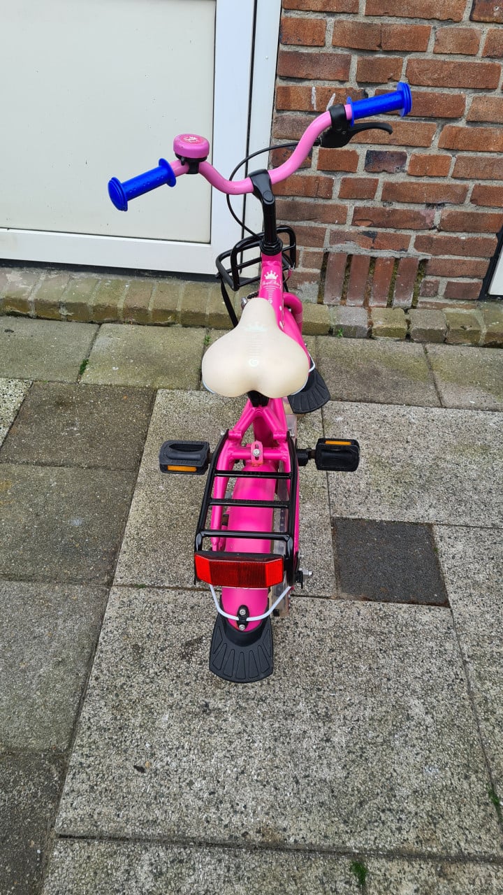 Mooi LOEKIE fitsje 12 inch- vanaf 2 tot 4 jaar