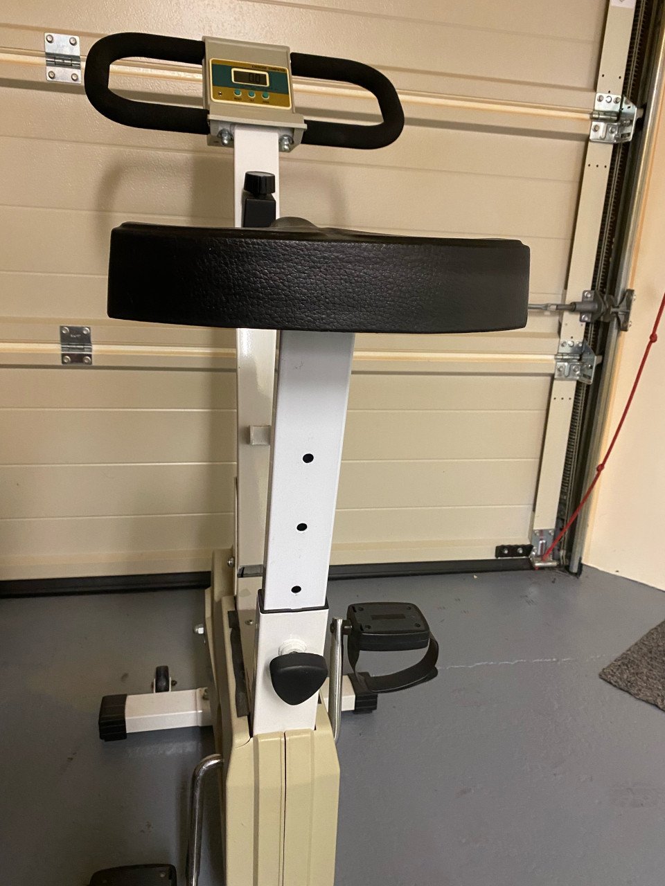 HOME TRAINER