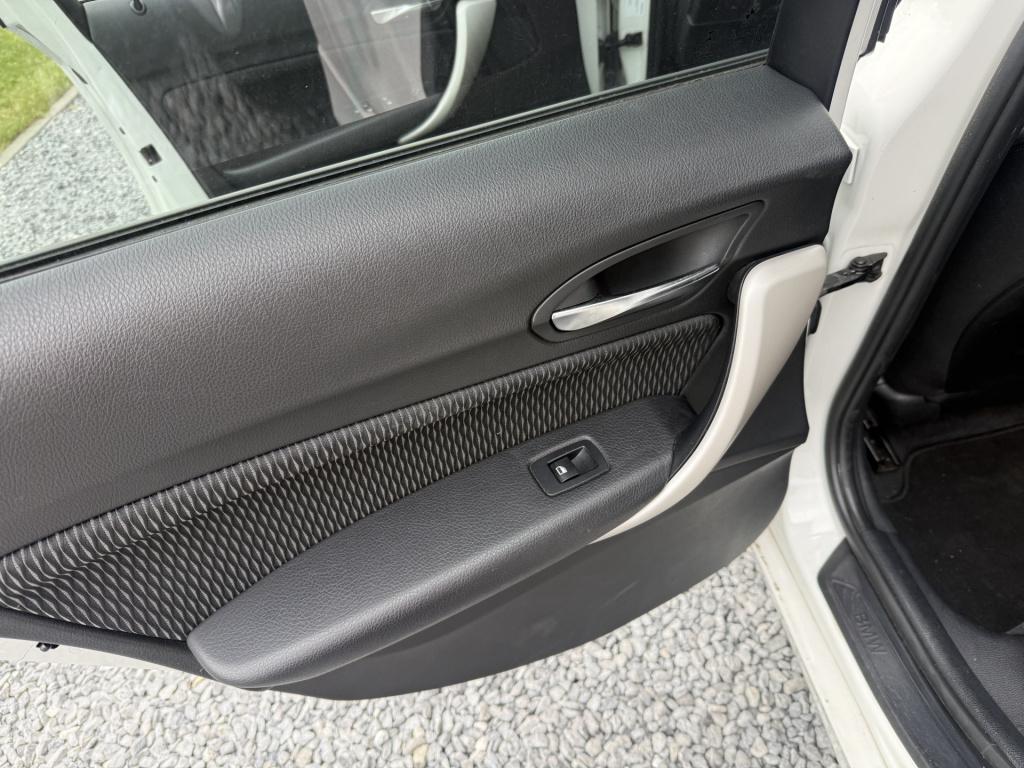 BMW 1 Serie 114i executive sportline 5-drs