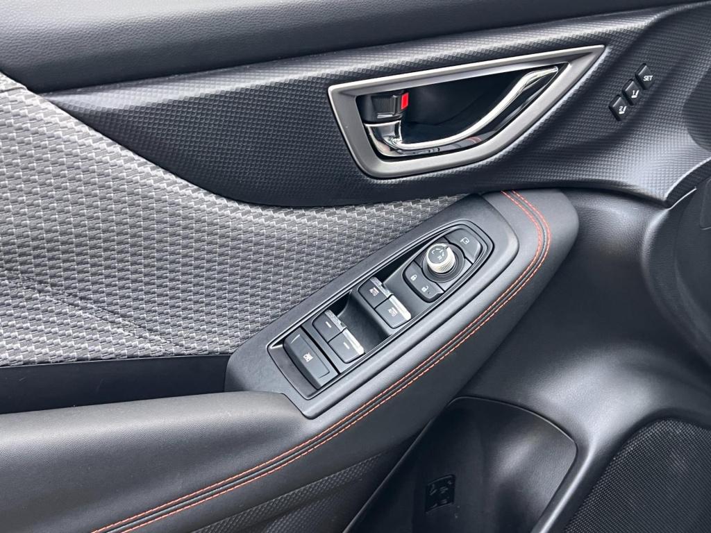 Subaru Forester 2.0i e-boxer sport, full options, elektrisch schuifdak enz.