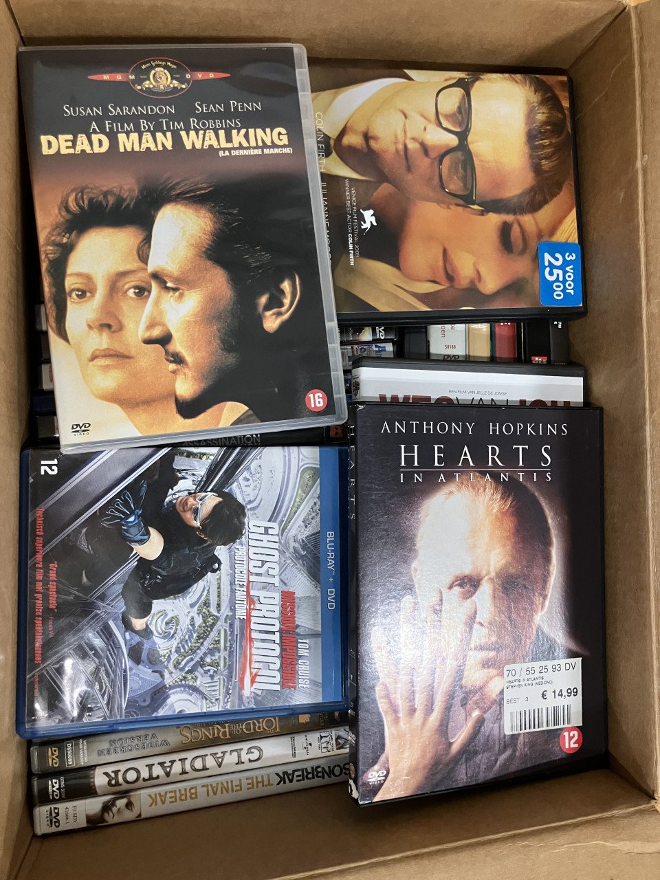 Dozen met dvd - series en films