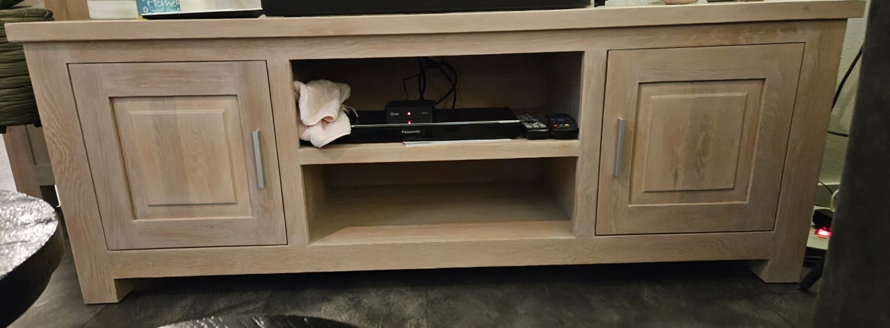 Massief krijtwit eiken tv meubel