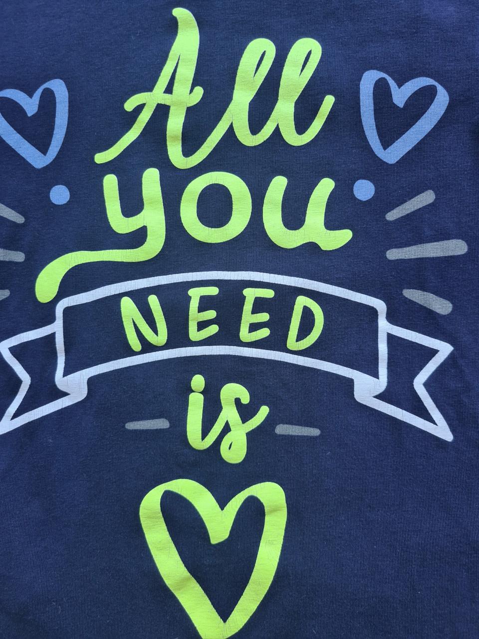 Tom-Du Longsleeve Maat 140-146 "All you need is love"