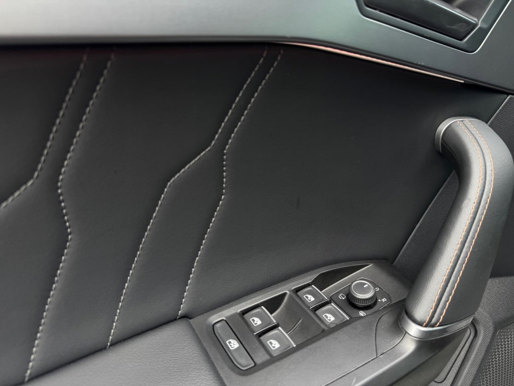 Cupra Formentor 1.5 tsi * camera * sfeerverlichting * navigatie * acc