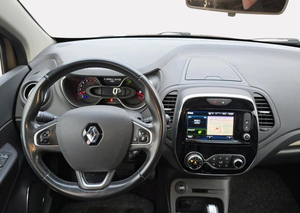 Renault Captur 1.2 tce 120 edc intens - trekhaak / camera