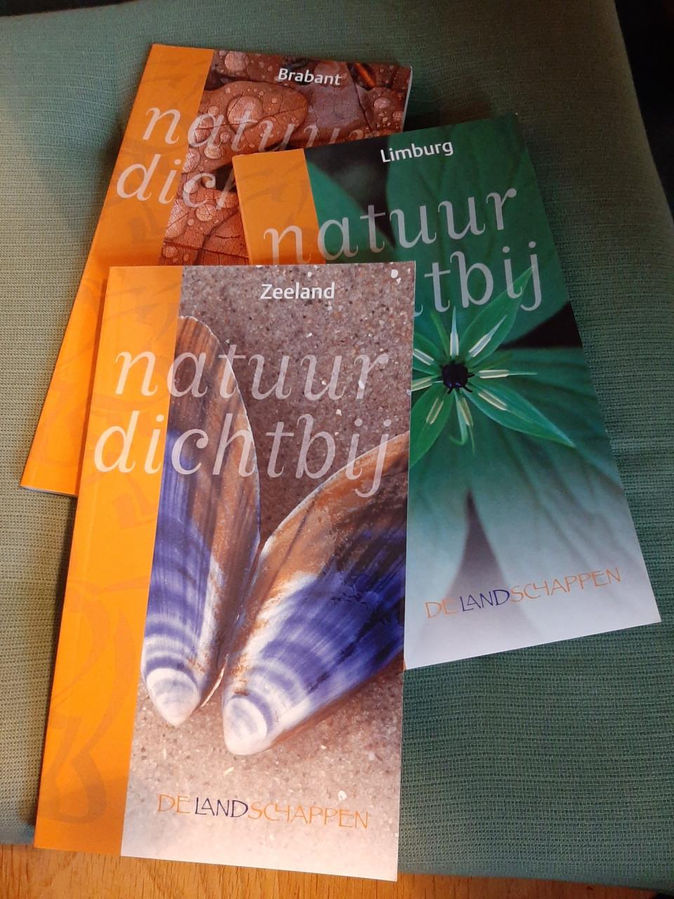 Natuur dichtbij. Twaalf deeltjes, per provincie over het Ned. landschap