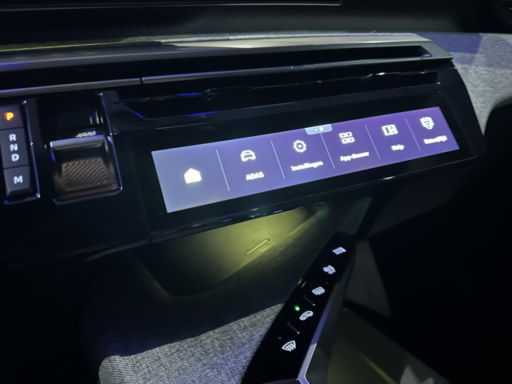 Peugeot 3008 1.2 hybrid 145 e-dcs allure