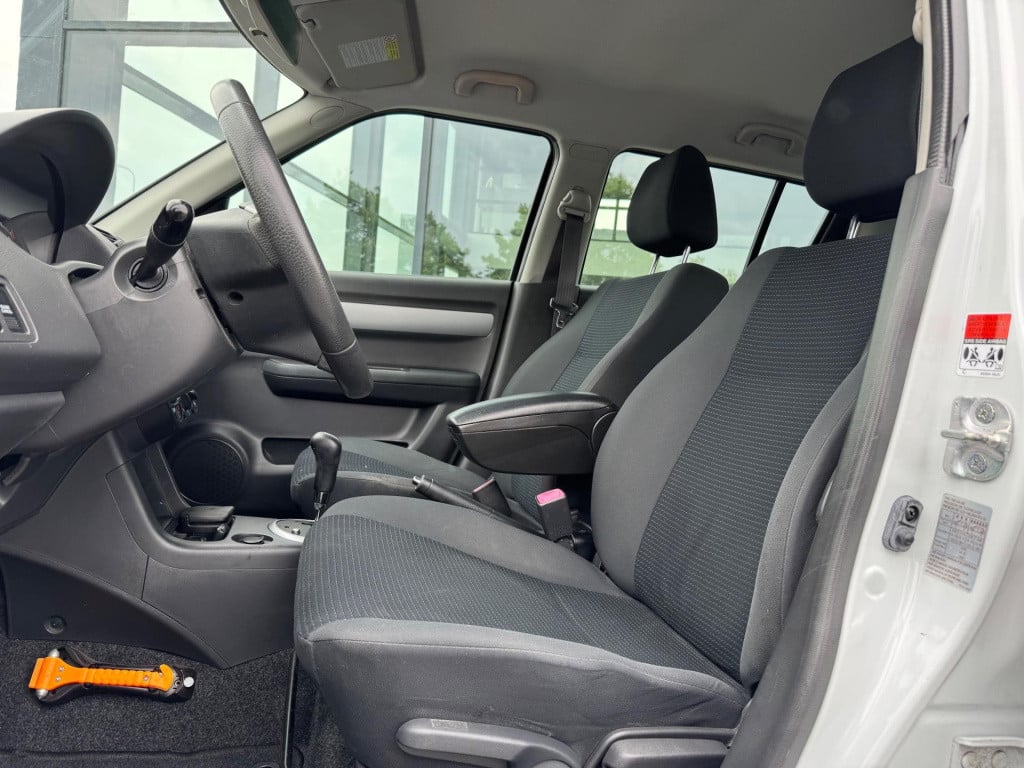 Suzuki Swift 1.3 exclusive* airco * 5drs * carplay