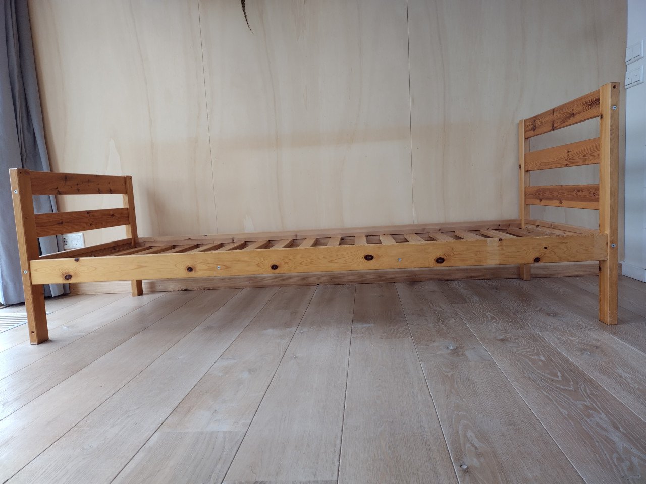1 persoons bed 80x200 cm
