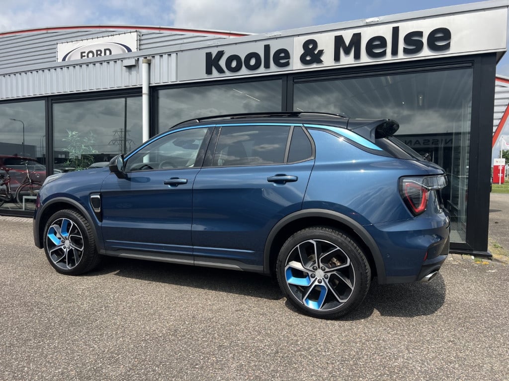 Lynk & Co 01 1.5 261pk plug in hybrid , pano dak , 360gr camera , car play 