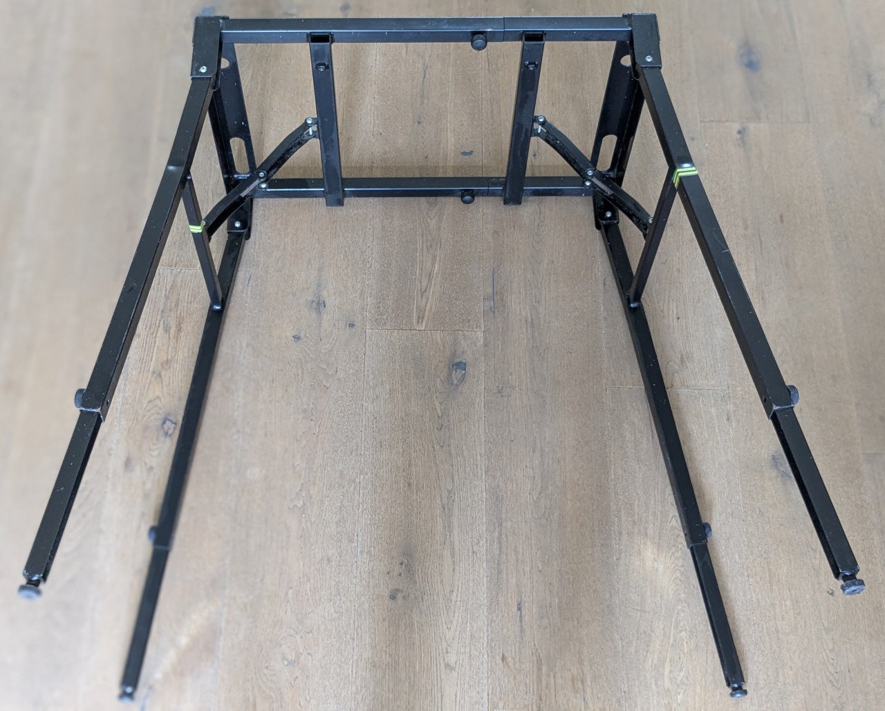 Keyboardrek, verstelbaar in hoogte/breedte (metalen stand)