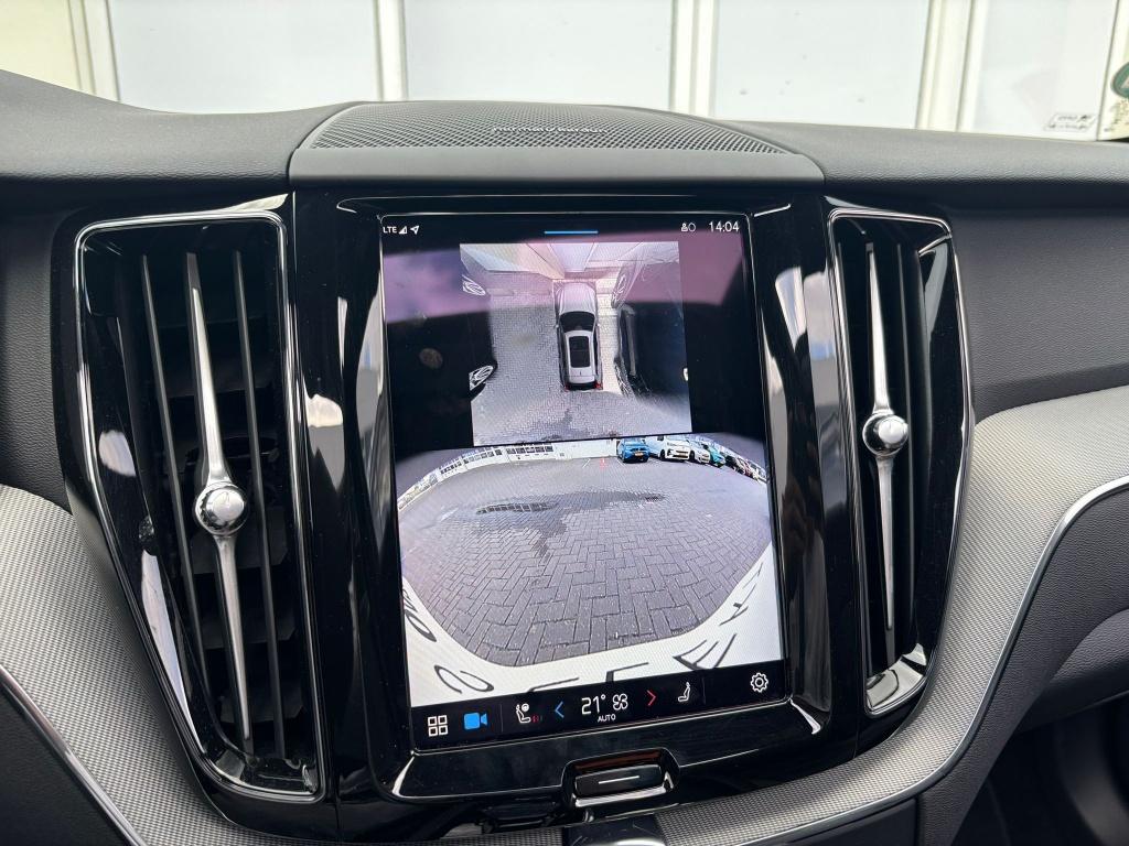 Volvo XC60 t6 398pk recharge black edition| panodak| 360camera| trekhaak| a