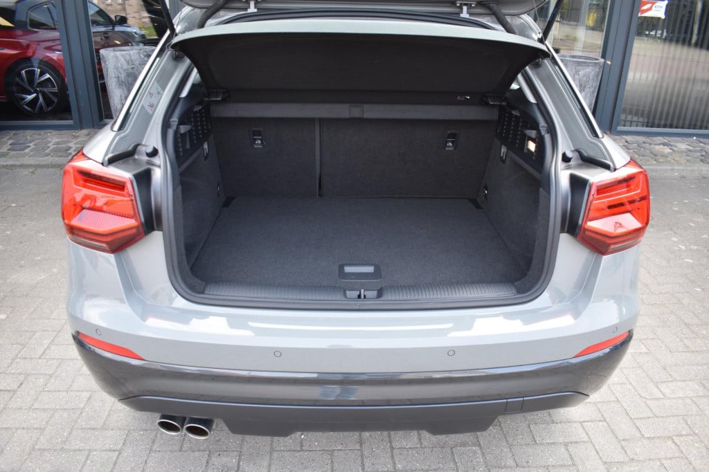 Audi Q2 35 tfsi epic | afn. trekhaak | navigatie | nap | cruise controle | 