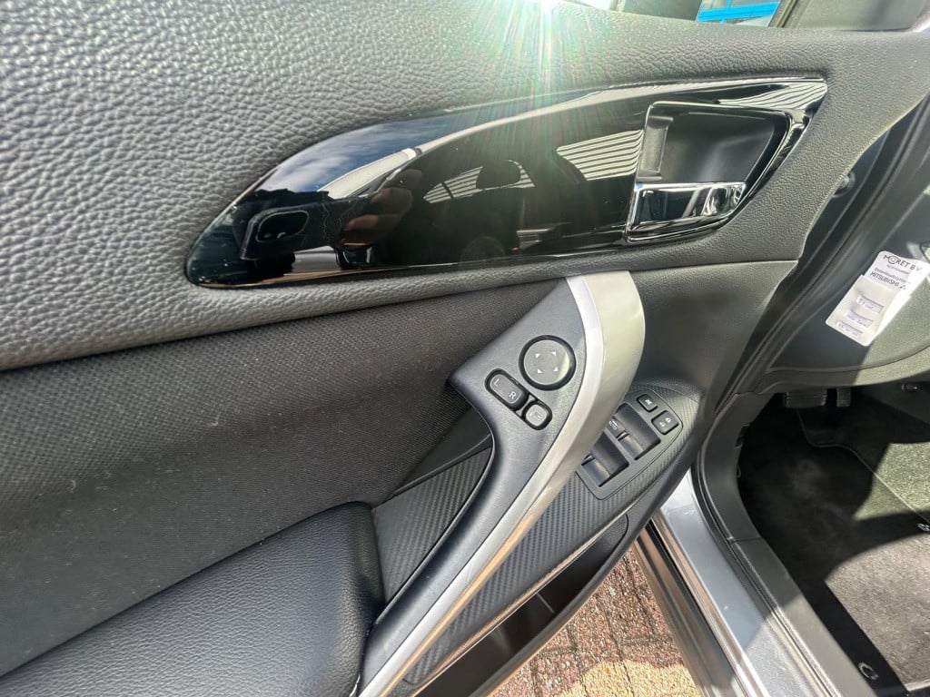 Mitsubishi Eclipse Cross 1.5 di-t first edition automaat