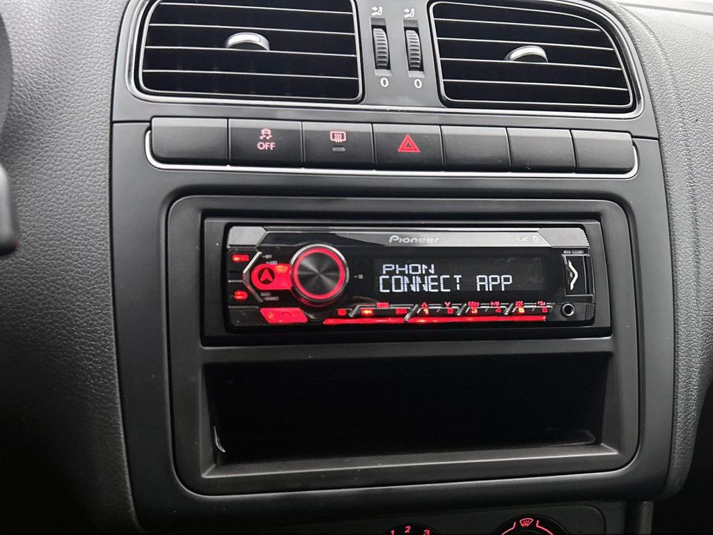 Volkswagen Polo 1.2 easyline lage kilometerstand | airco