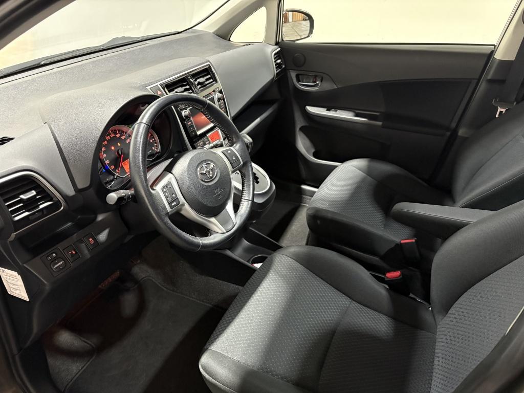 Toyota Verso-s 1.3 vvt-i dynamic | lage km-stand |