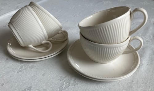 WEDGWOOD SERVIES WINDSOR ONDERDELEN IN PRIMA STAAT LIEFST IN 1 KOOP