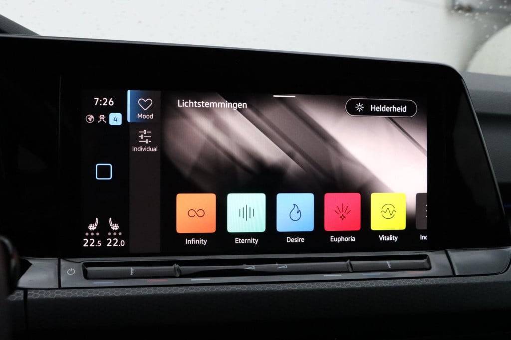 Volkswagen Golf 2.0 tsi gti 245pk dsg7