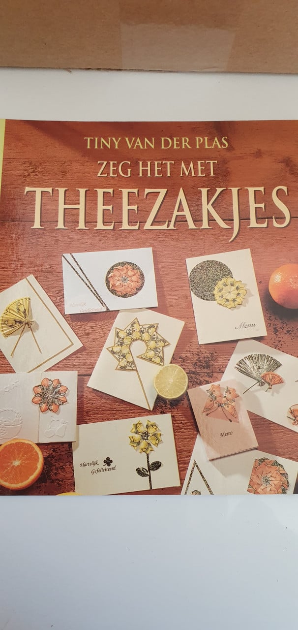 Theezakjes met voorbeeld boekjes