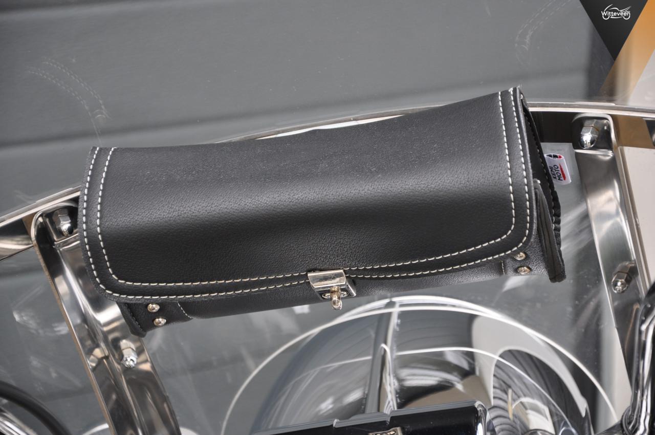 Harley-Davidson FLHRC Road King Classic 103 ABS