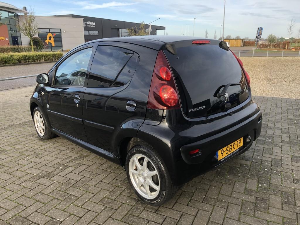 Peugeot 107 1.0 envy