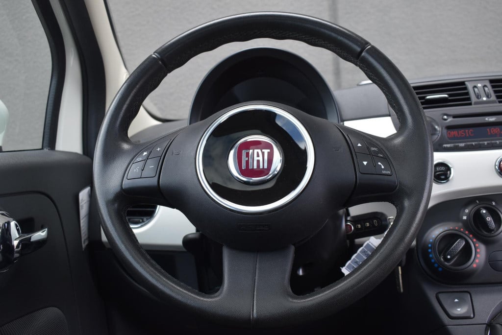 Fiat 500 0.9 twinair turbo lounge | lmv | panoramadak | airco | bluetooth