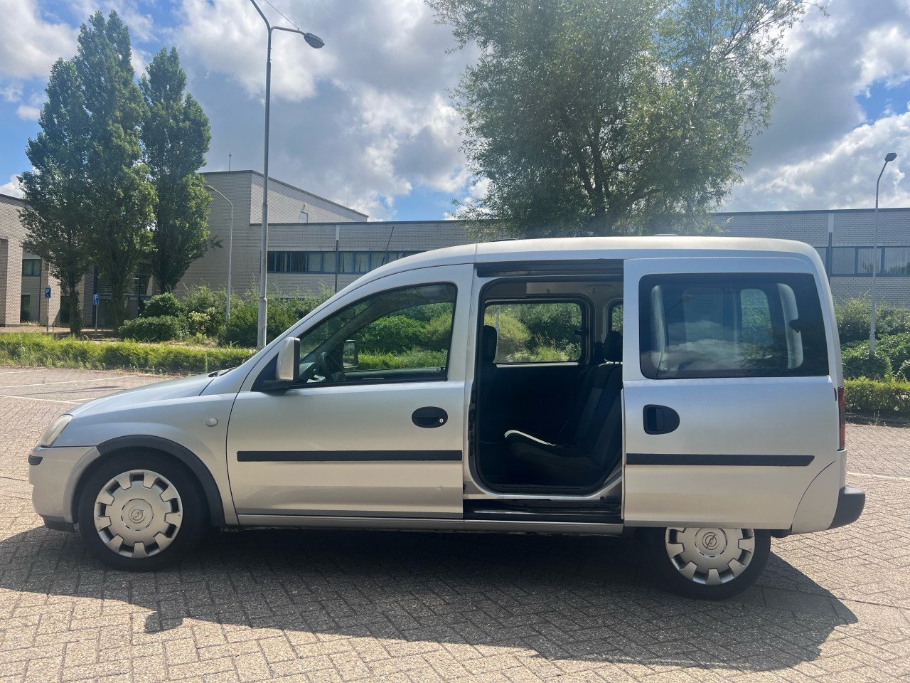 Opel Combo-C 1.4 | Apk | Airco | Nap | Schuifdeuren