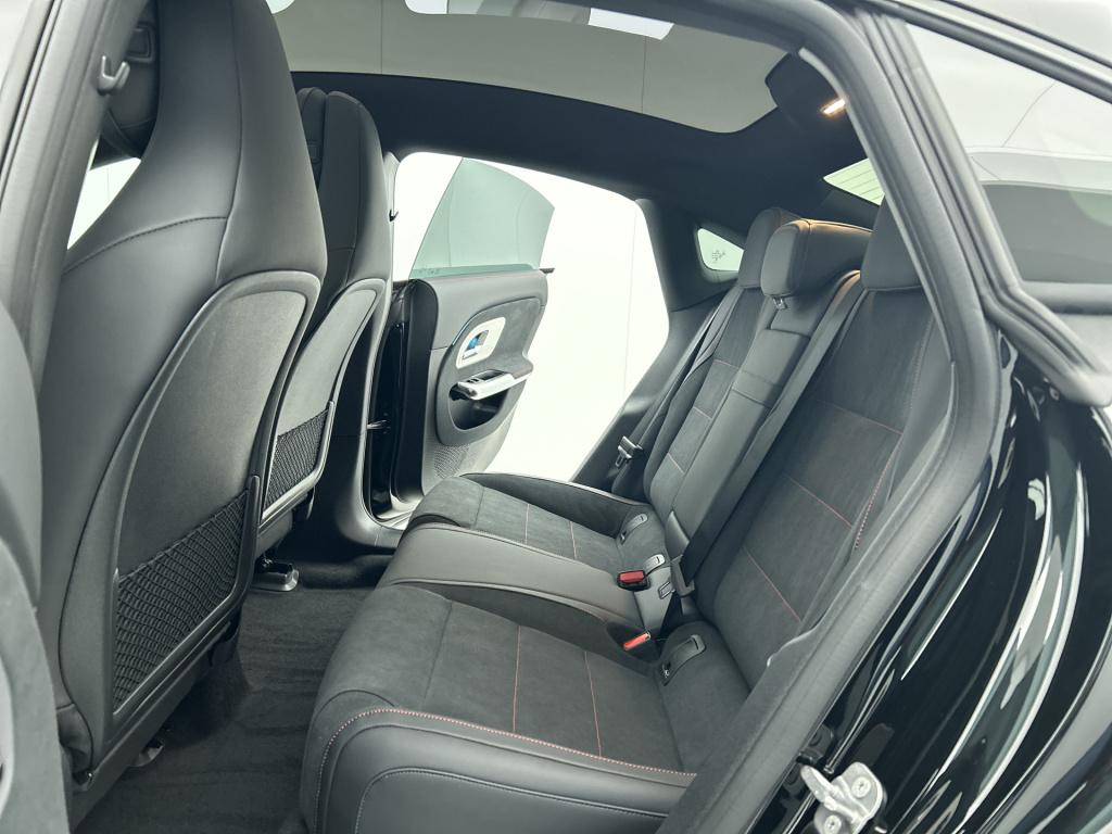 Mercedes-Benz Cla 250+ launch edition 85 kwh | trekhaak | warmtepomp | adap