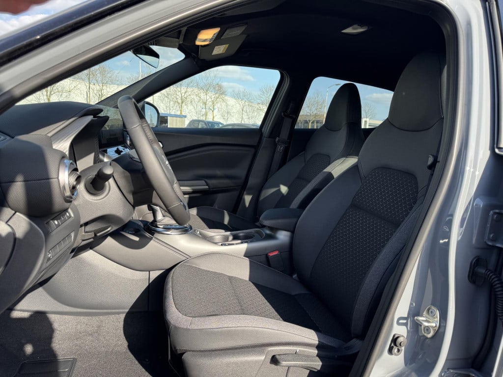 Nissan Juke 1.6 hybrid n-sport cold + tech pack
