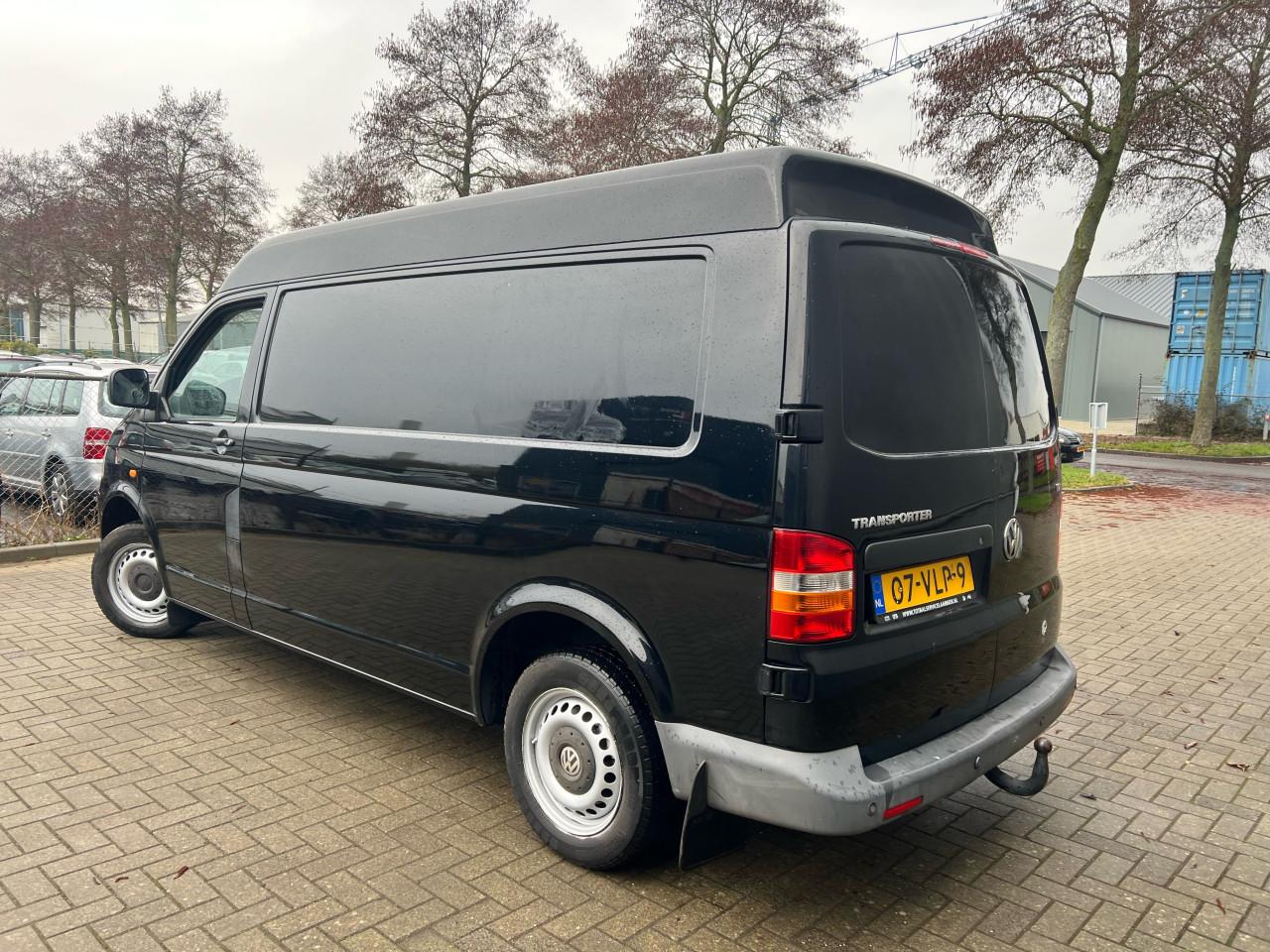Volkswagen Transporter 2.5TDI 3zits Jaar apk