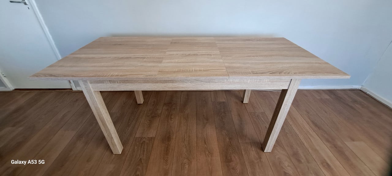Verlengbare eetkamertafel