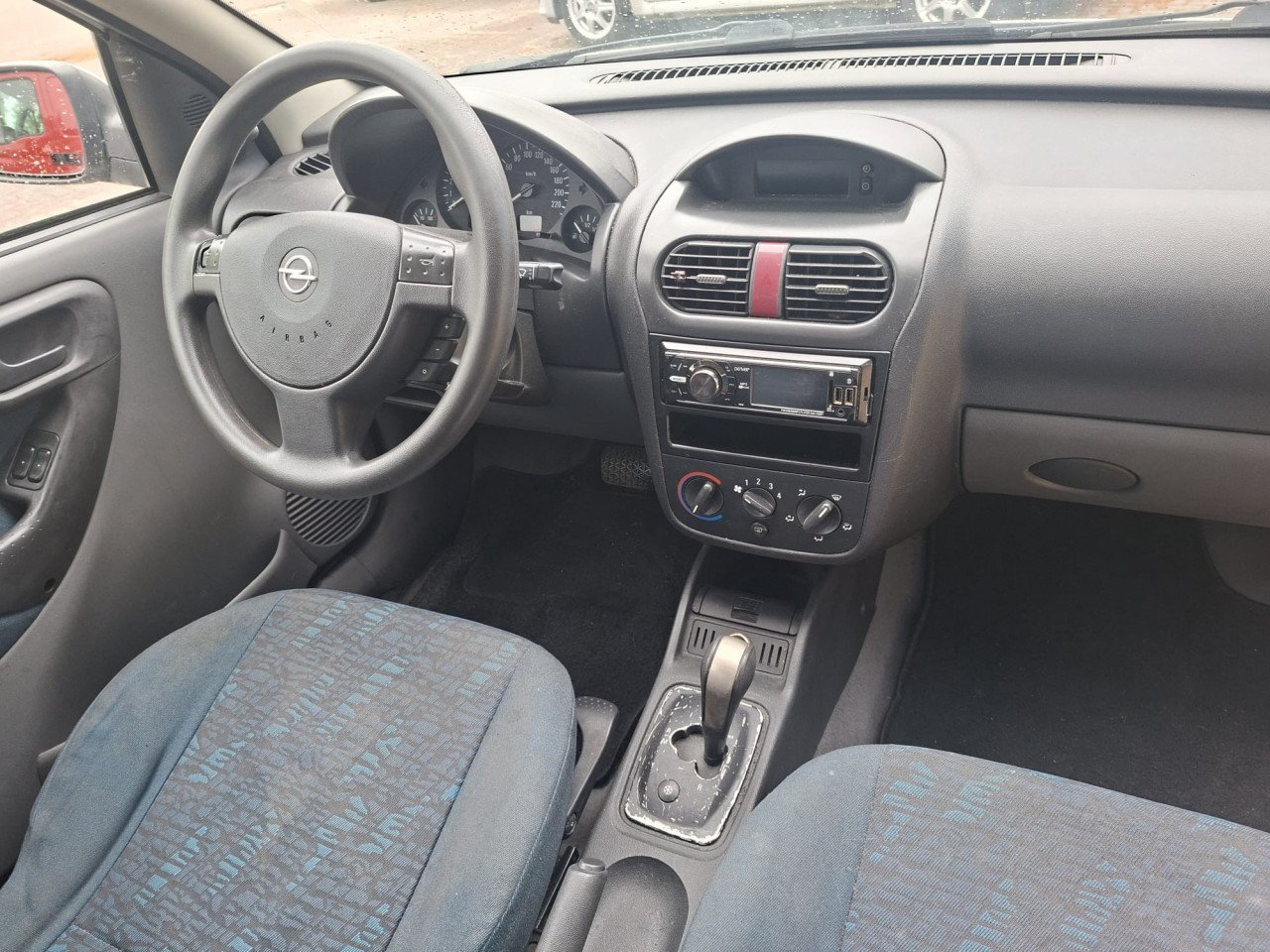Opel Corsa C 1.2 16v Enjoy automaat !! 5deurs bj:2001