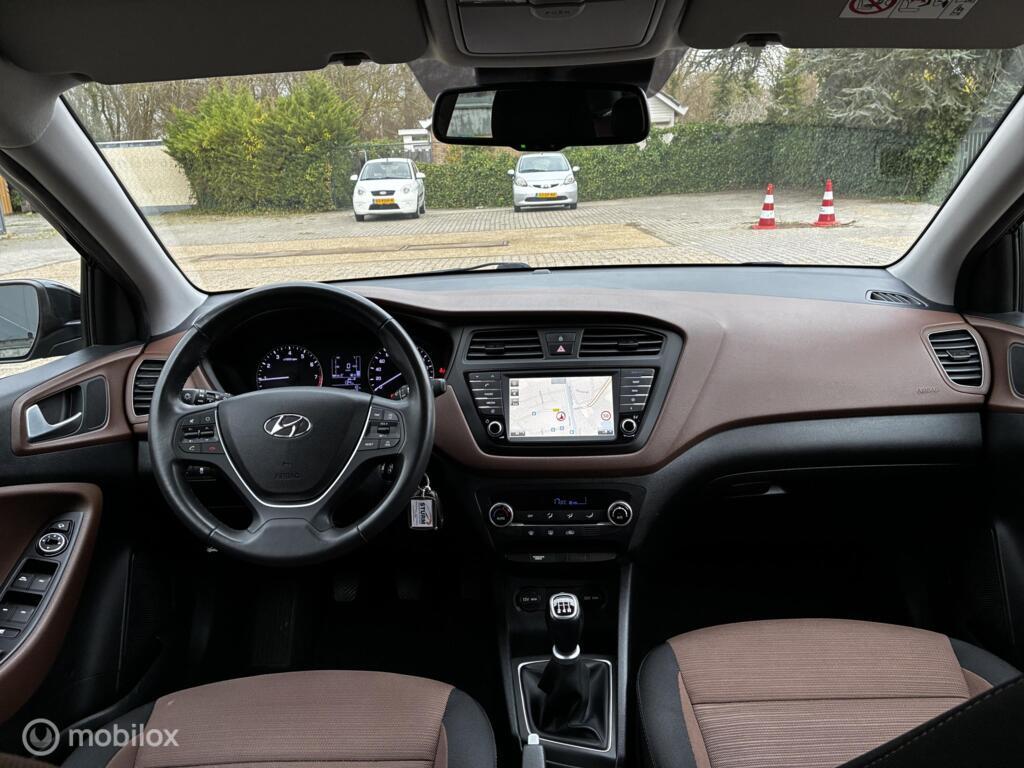 Hyundai i20 1.2 HP i-Motion led km110.815 Nap 5Deurs Bj2016