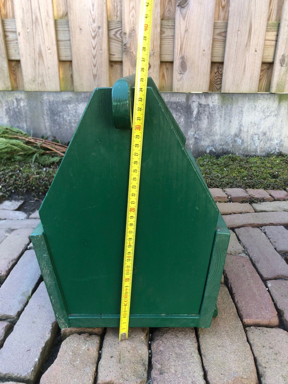 Groene houten bak.