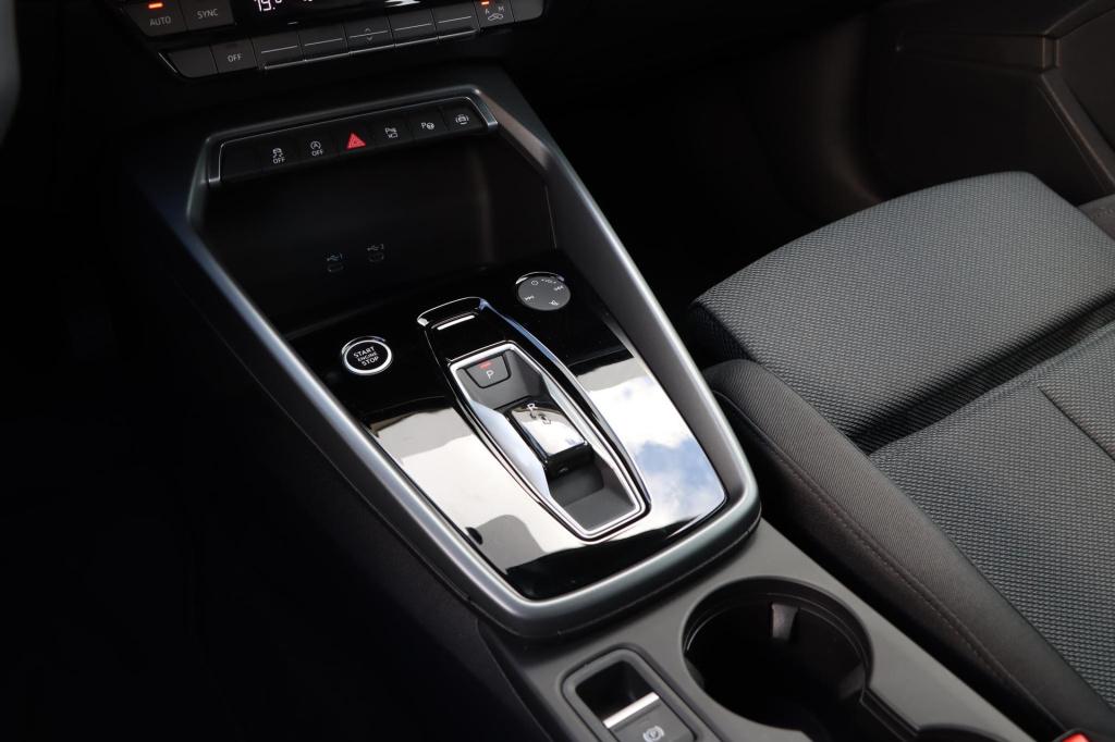 Audi A3 sportback 35 tfsi advanced edition 150pk s-tronic | carplay | camer