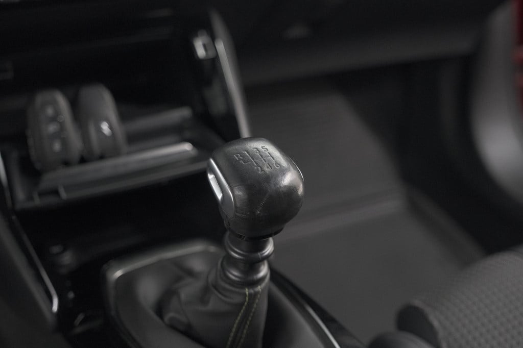 Peugeot 2008 puretech 130 gt-line | trekhaak | camera | apple carplay | par