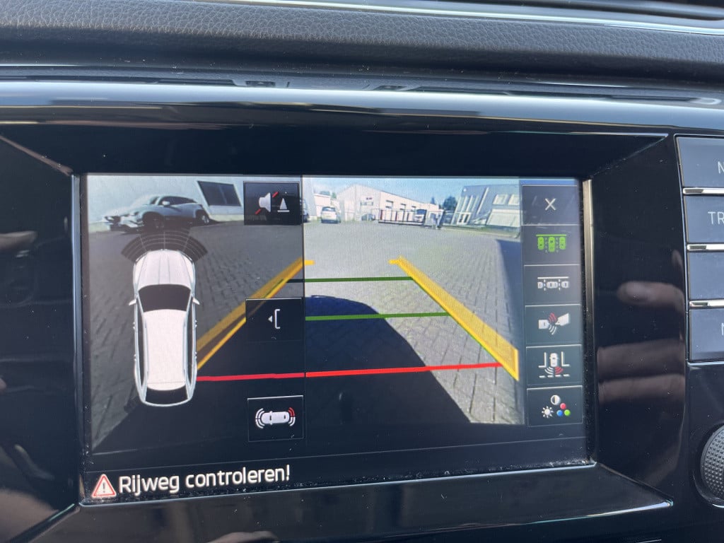 Skoda Superb combi 1.4 tsi act style business