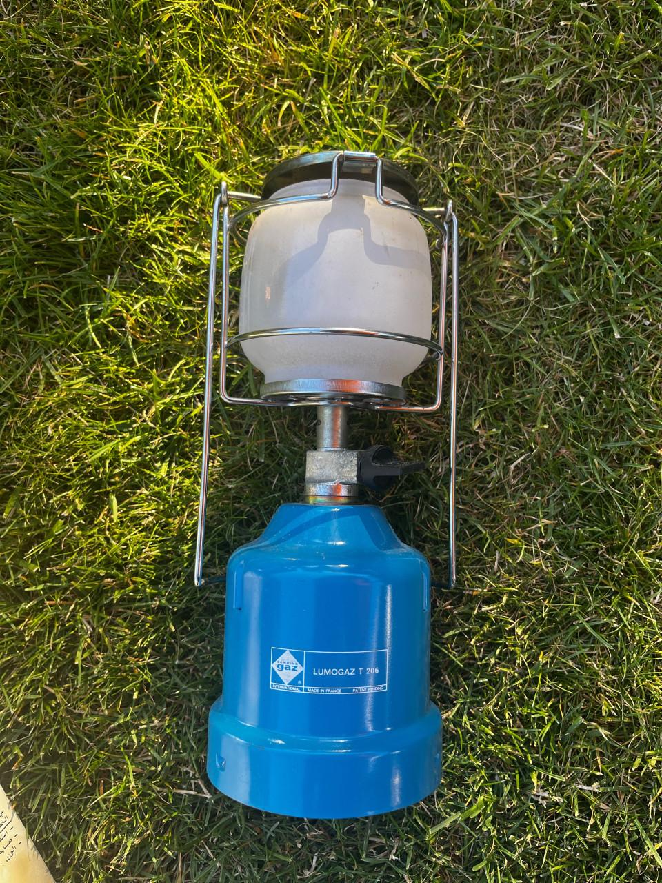 Campingaz 206 gaslamp met extra kousjes en gasbus