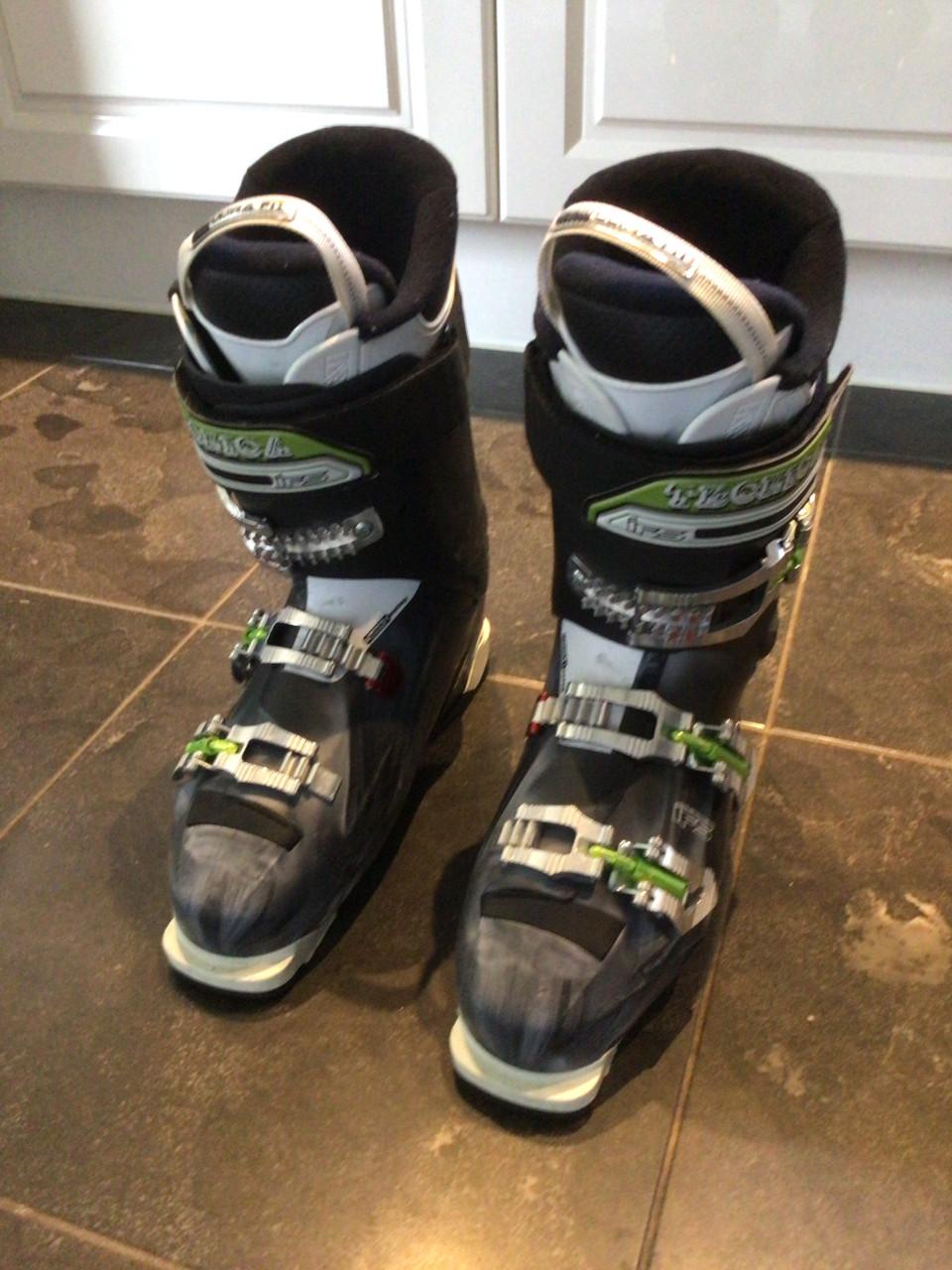 Skischoenen Tecnica maat 42