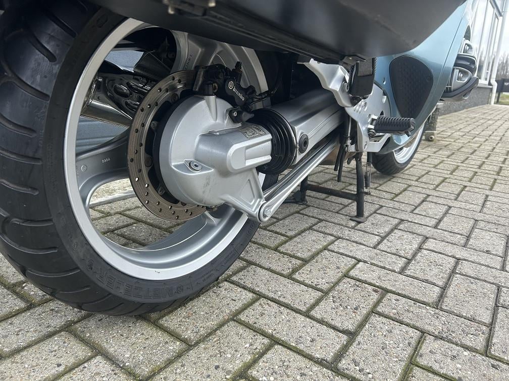 BMW R1100RT in nieuwstaat, bj 2000 met slechts 58dkm, kofferset etc €1795,-