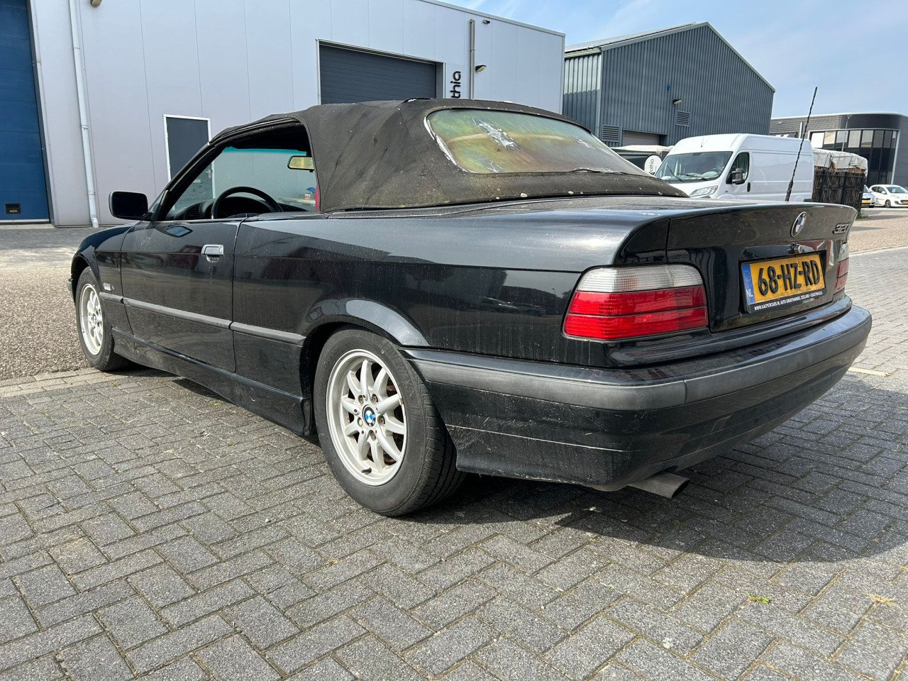 BMW 3-serie Cabrio 320i Executive OPKNAPPERTJE!