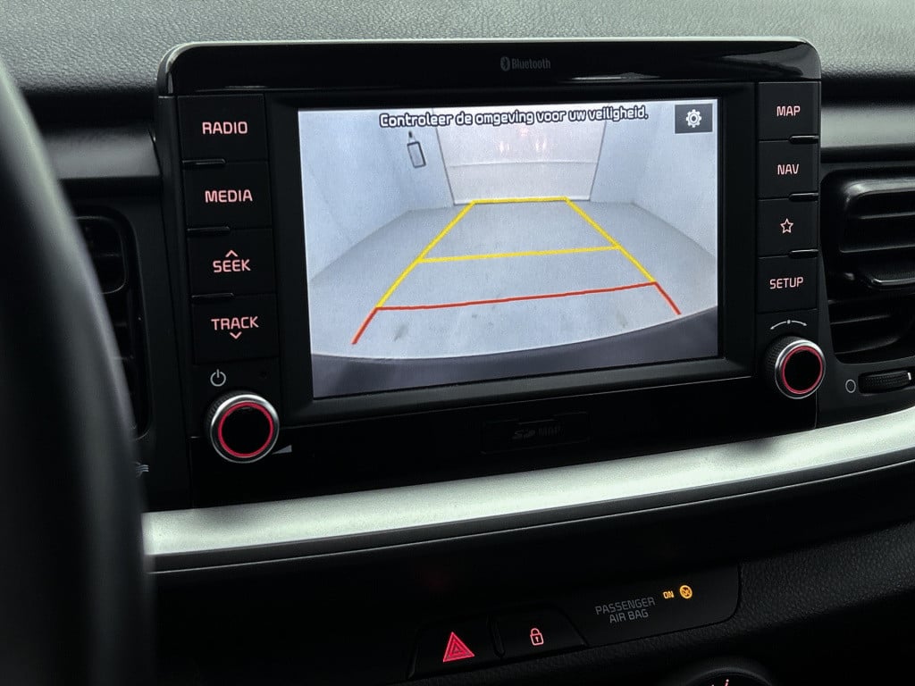 Kia Stonic 1.0 t-gdi dynamicline | navigatie | parkeercamera | roofrails | 