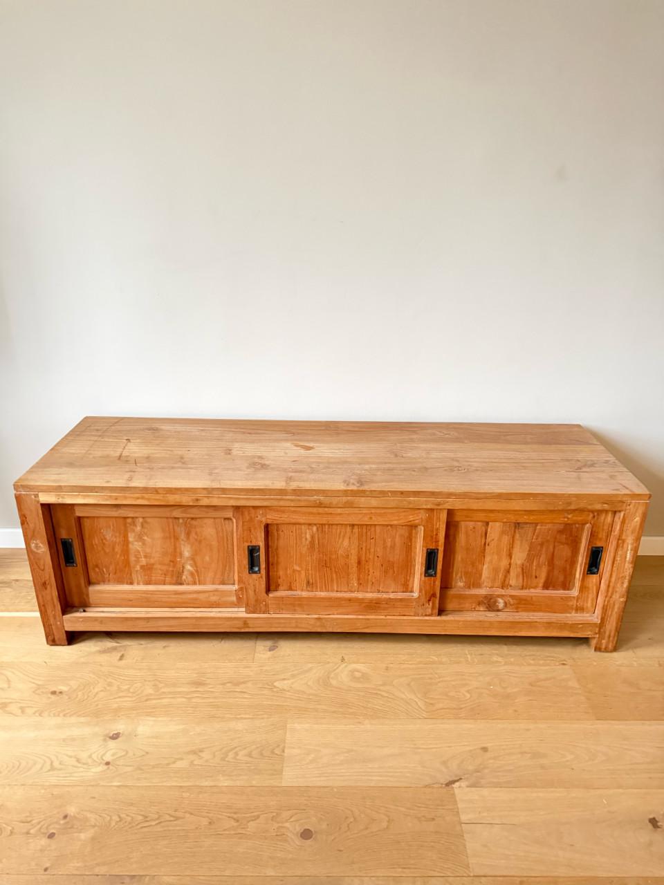 Mooie teak houten kast